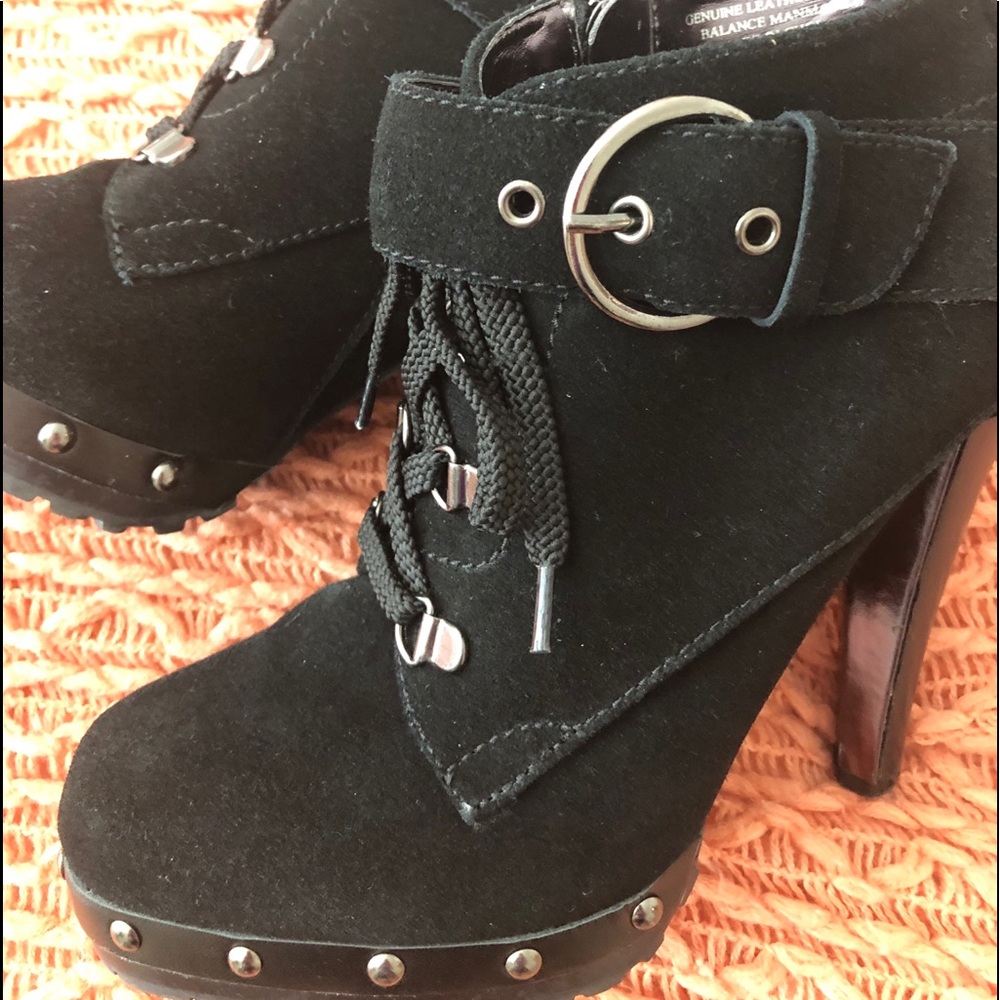 Colin Stuart black ankle boots